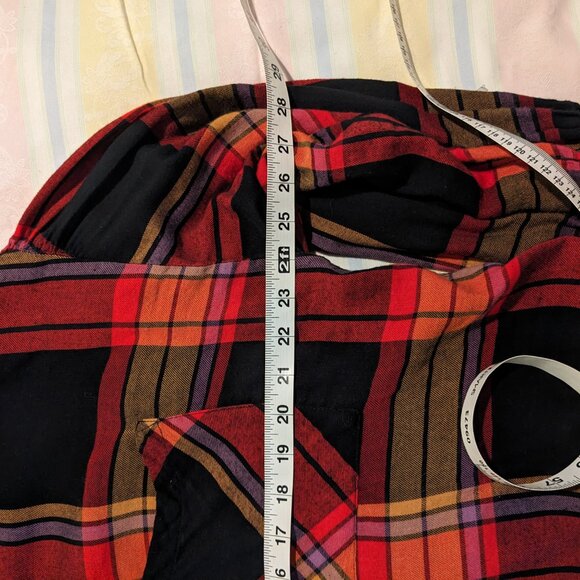 The Cabin Plaid Shirt In Carson Plaid - Picture 6 of 7